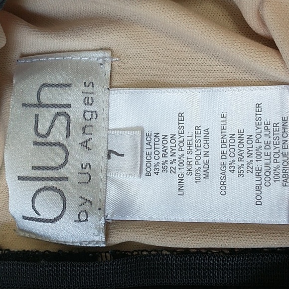 Blush dress - Picture 3 of 5